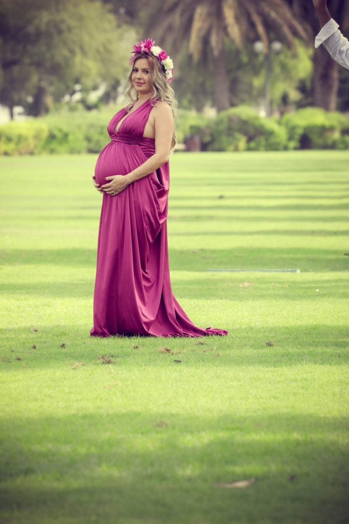 Maternity Photoshoot in dubai - Nurturing this piece of my heart.