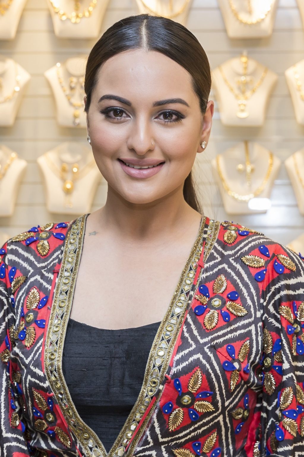 Corporate video Production Studio in Dubai Zest Photographs UAE